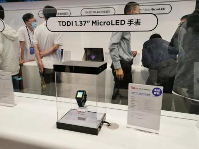 TCL CSoT 1.37'' microLED TDDI display prototype (2021-11)
